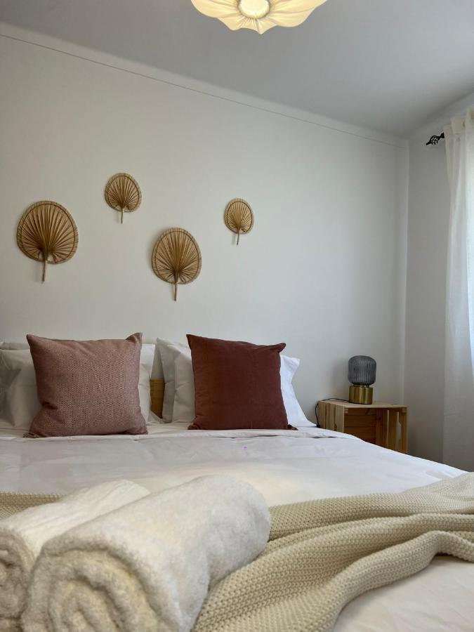 פראייה דה לורינייה Coast Beach Apartment - Praia Da Areia Branca מראה חיצוני תמונה