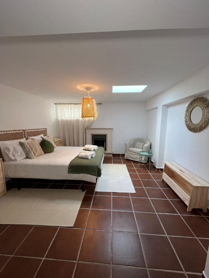 פראייה דה לורינייה Coast Beach Apartment - Praia Da Areia Branca מראה חיצוני תמונה